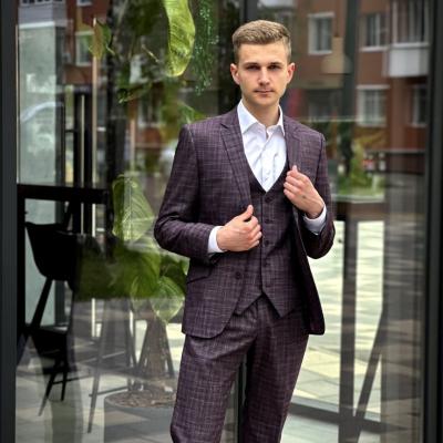 Молодёжный костюм